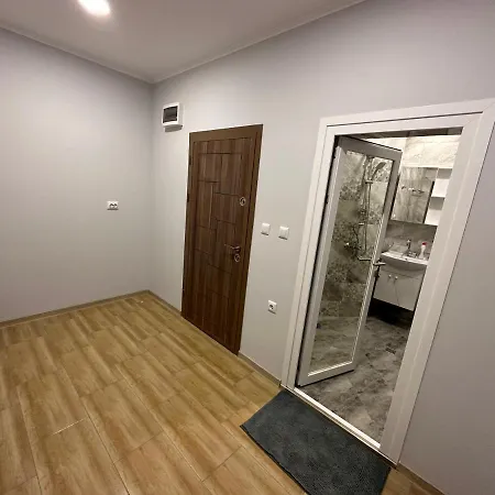 Gasthuis Utopia 2, By Lmg