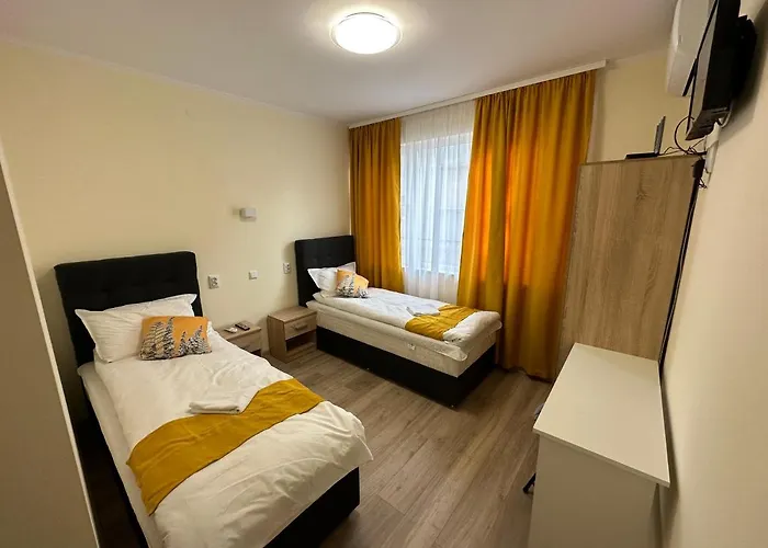 Utopia 2, By Lmg Chisarja